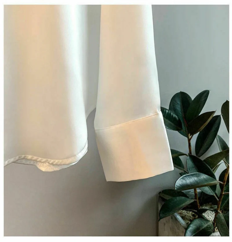 Tessa -Haut en soie polyvalent Satin luxueux, manches longues - Image 4